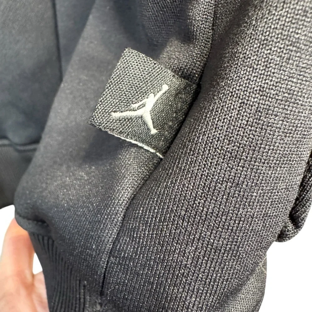 Retro Jordan Track Jacket Mens L Black Chicago Bulls Colorway Full Zip
